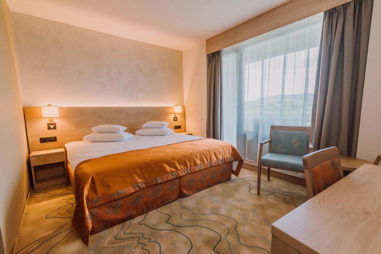 Ensana Ursina Hotel Sovata Eksteriør billede